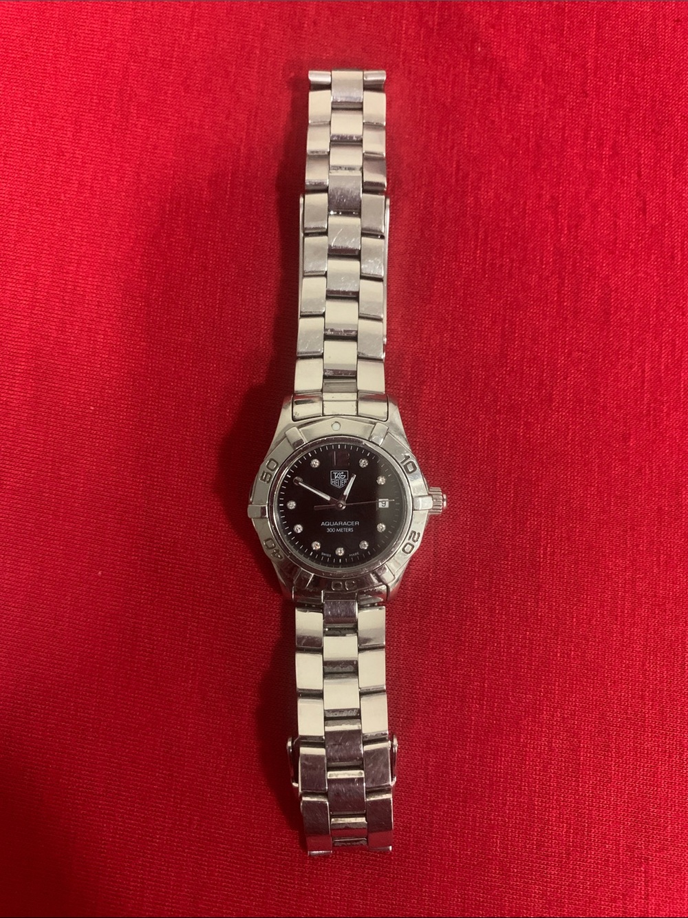 Tag Heuer Aquaracer Diving Watch with a black dial and diamond detailing - Picture 10 of 13